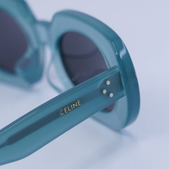 ?️ New Celine CL40276U 93N Sunglasses - Green Frame, Green Lenses main image 4
